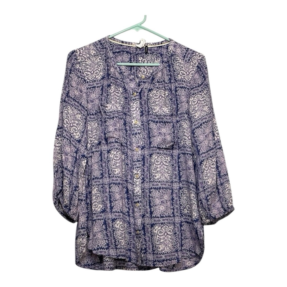 Women’s Anthropologie Akemi + Kim blouse, size medium